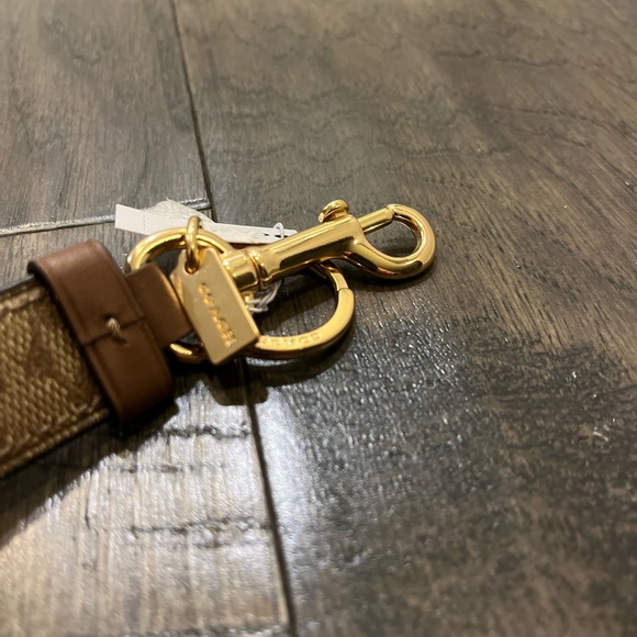 Coach New York Signature Trigger Keychain Key Ring key FOB new hook khaki brass - Picture 4 of 7